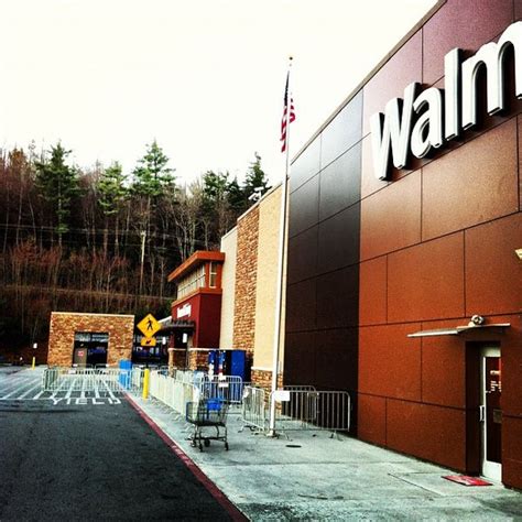 Walmart boone nc - Get your game face on with sporting goods and accessories at your Boone Supercenter Walmart. From football helmets and pads to basketball hoops to baseball bats and softballs, we have it all. If you're in need of some new sports equipment, visit us at 200 Watauga Village Dr, Boone, NC 28607 .